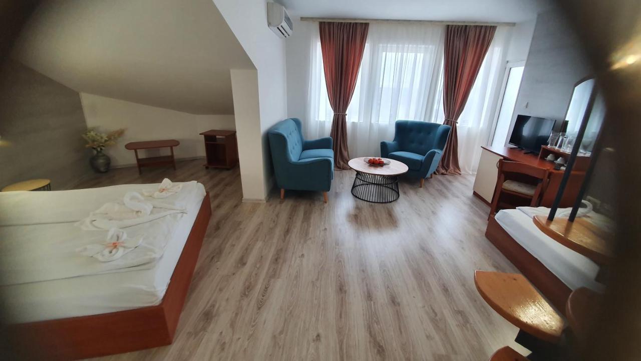 Sea Horse Hotel Burgas Ngoại thất bức ảnh